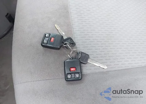 2013 Ford E-150 Xlt z USA, uszkodzony, nr VIN 1FMNE1BW0DDB18185